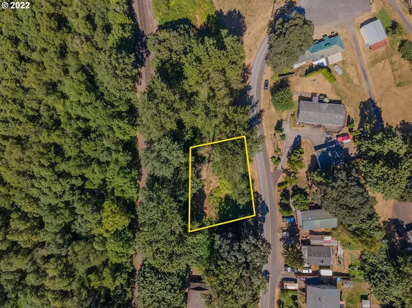 Blakely St, Rainier, OR 97048