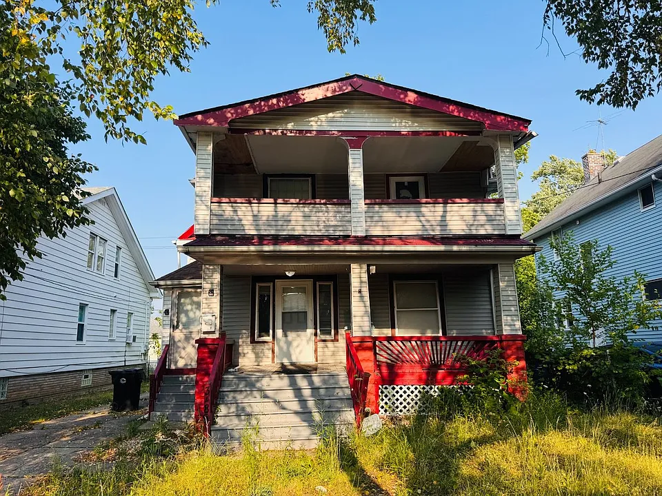 3487 W 100th St
