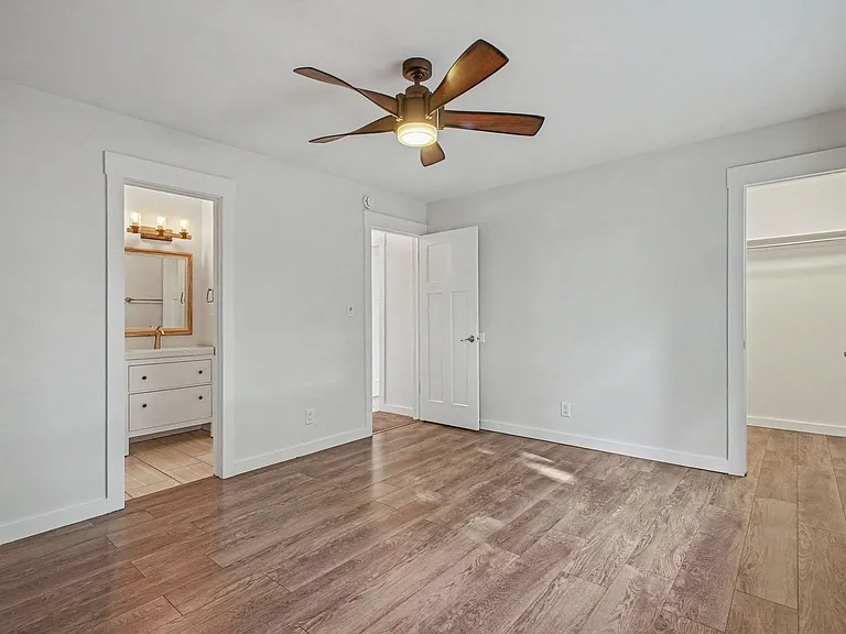 2029 Ambleside Dr — Photo 14