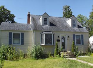 2404 Cambridge St, East Meadow, NY 11554