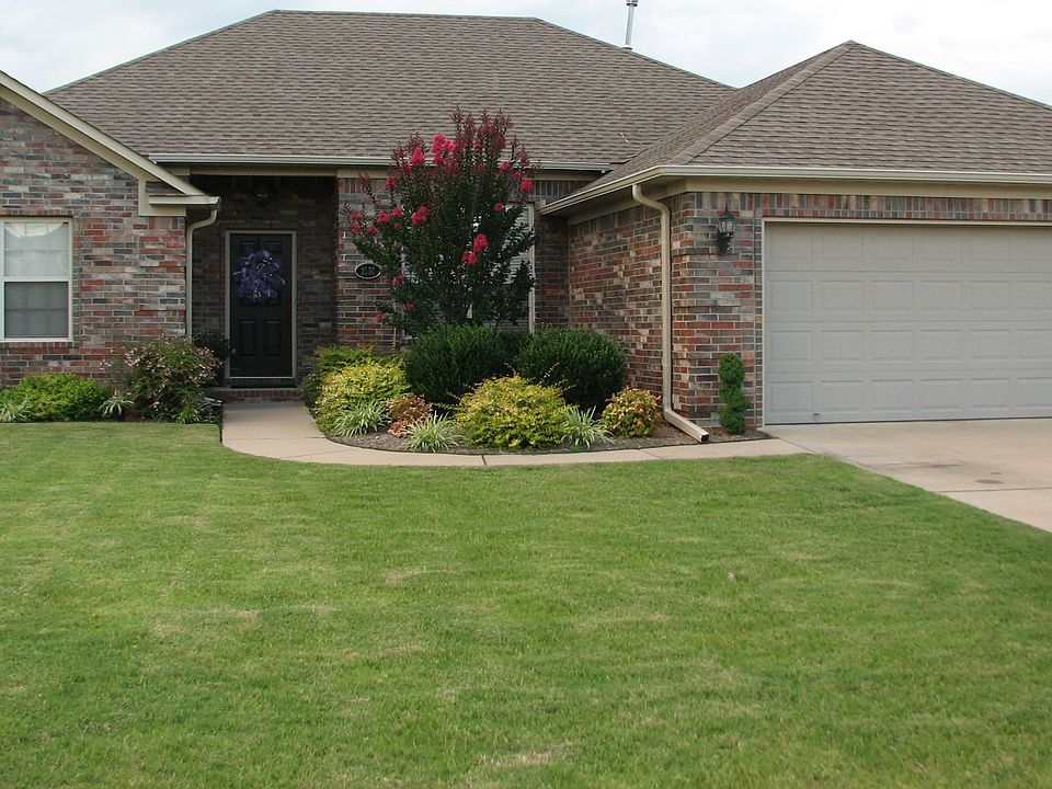 1st image of 2550 Apple Blossom Ln