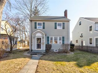 52 Ridgewood Ave, Stamford, CT 06907