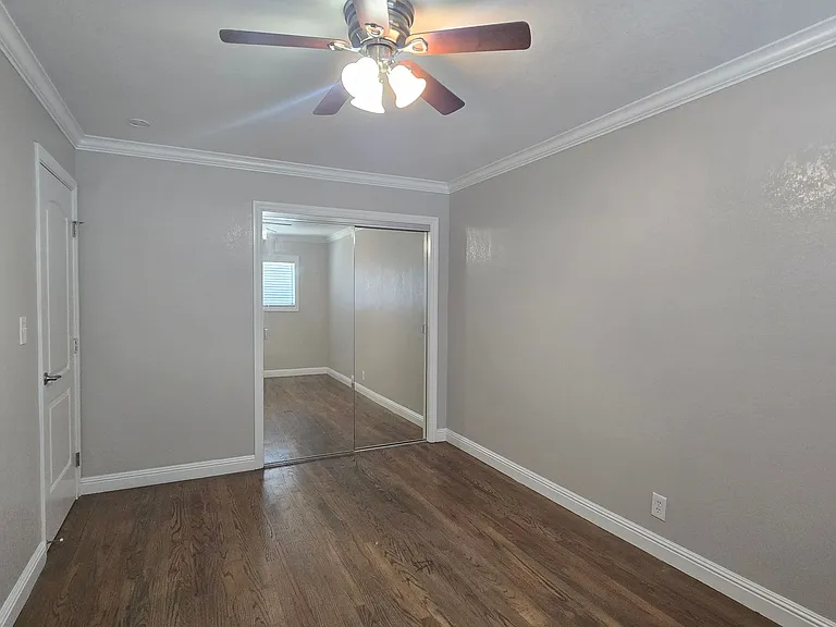 450 California St #8 — Photo 8