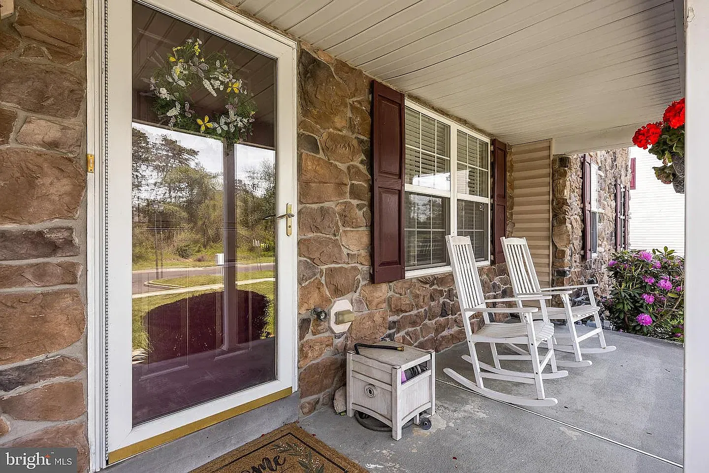 3 bed, 1520 sqft, $2,700 — Photo 3