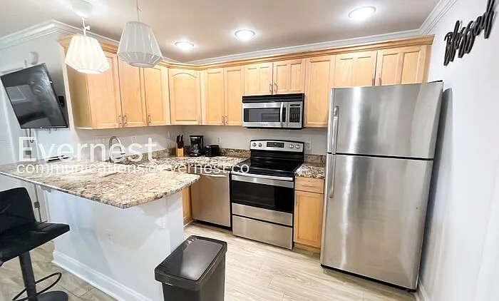 45 Sheridan Dr NE #9 — Photo 2