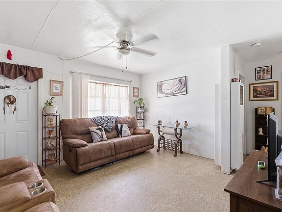 4th image of 5031 Grand Blvd