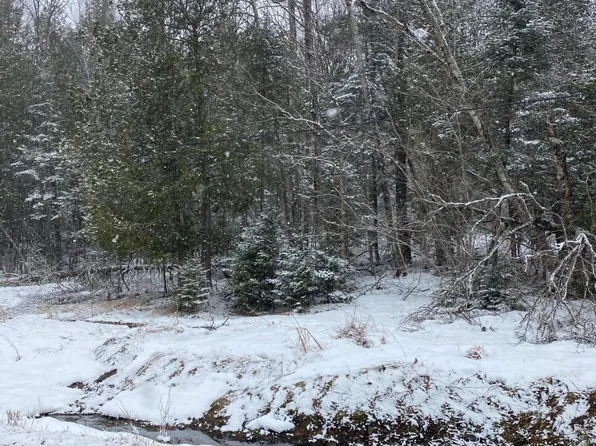 E Northshore Dr, Sault Sainte Marie, MI 49783