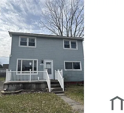 11246 Chalmers Ave — Photo 1
