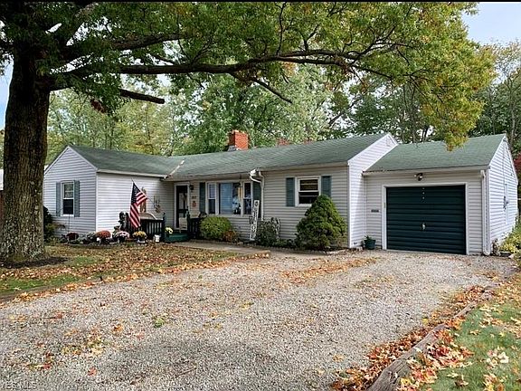 2nd image of 157 Glenwood Dr