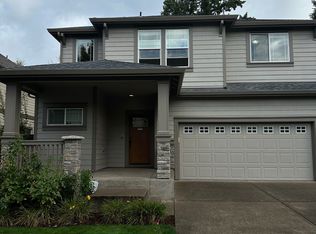 7543 NE Owens St, Hillsboro, OR 97124