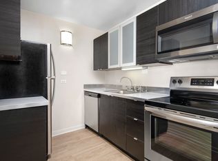 55 W. Chestnut, Chicago, IL 60610