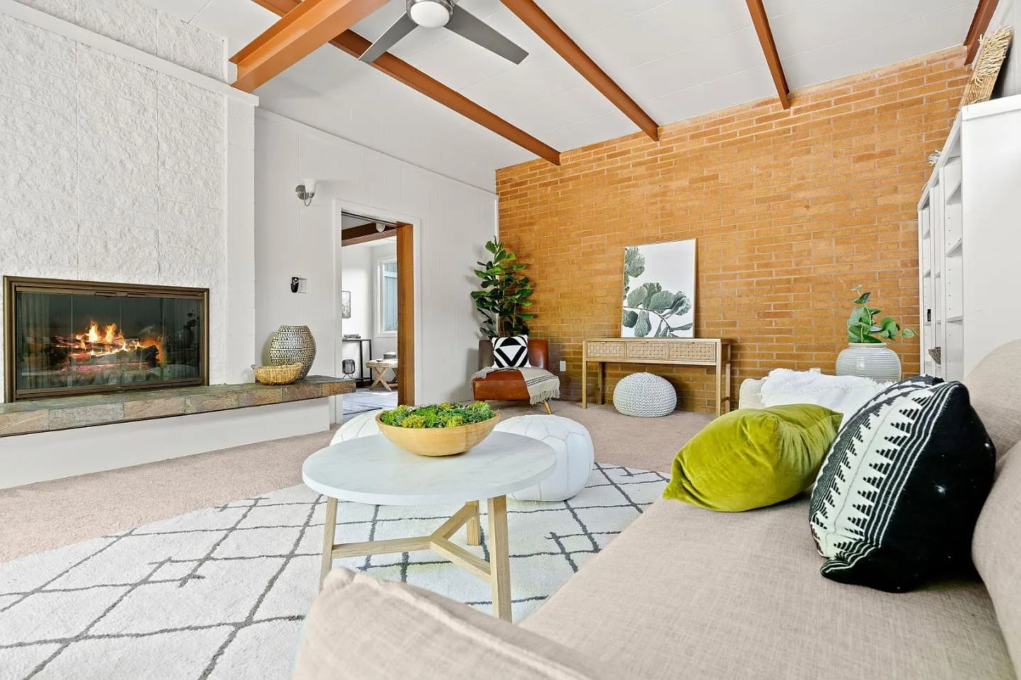155 Lucinda St photo 1