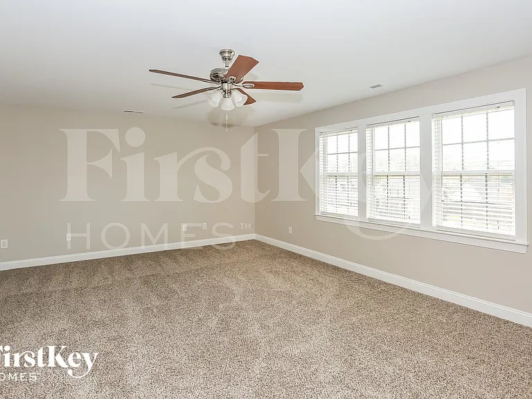 3801 Sonoma Way — Photo 8