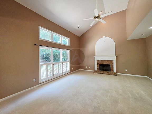 5th image of 236 Flagstone Way