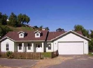 11948 Rockcrest Rd, Lakeside, CA 92040