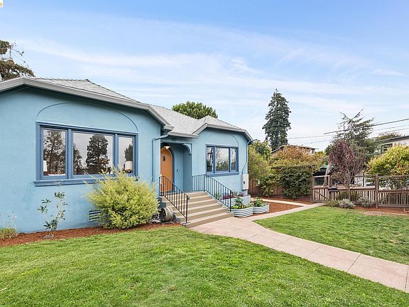 3rd image of 1117 The Alameda