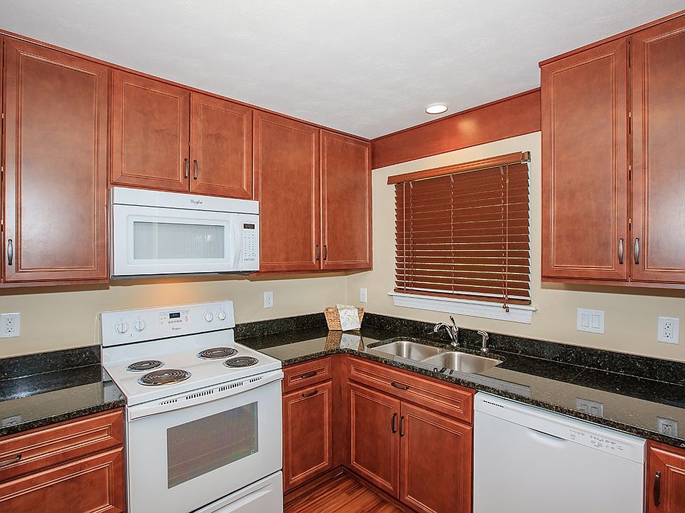 2nd image of 4832 Pleasure House Ct APT 202