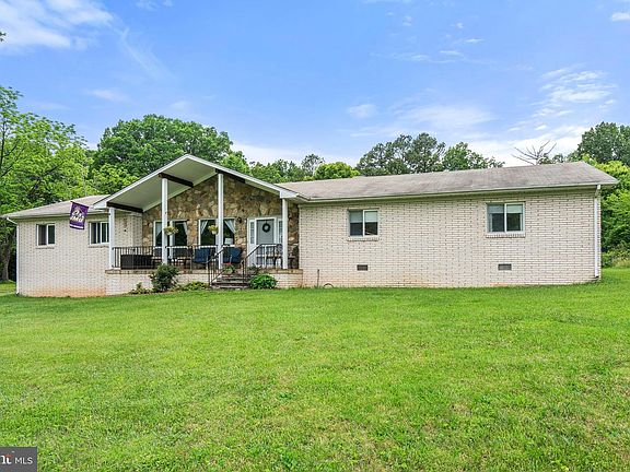 2nd image of 19312 Rose Hill Dr