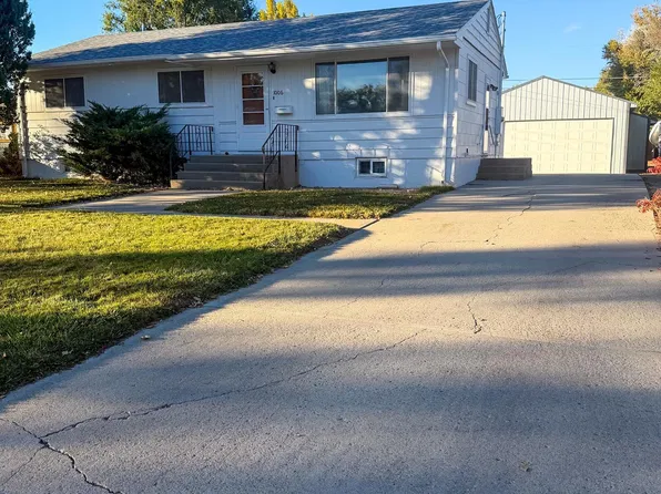 1006 E Pershing Ave, Riverton, WY 82501