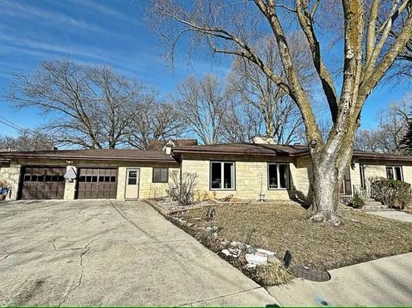 1132 Summit Ave, Fort Dodge, IA 50501