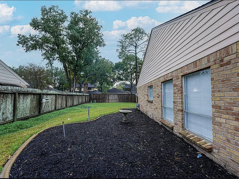 2306 Wallingford Dr — Photo 36
