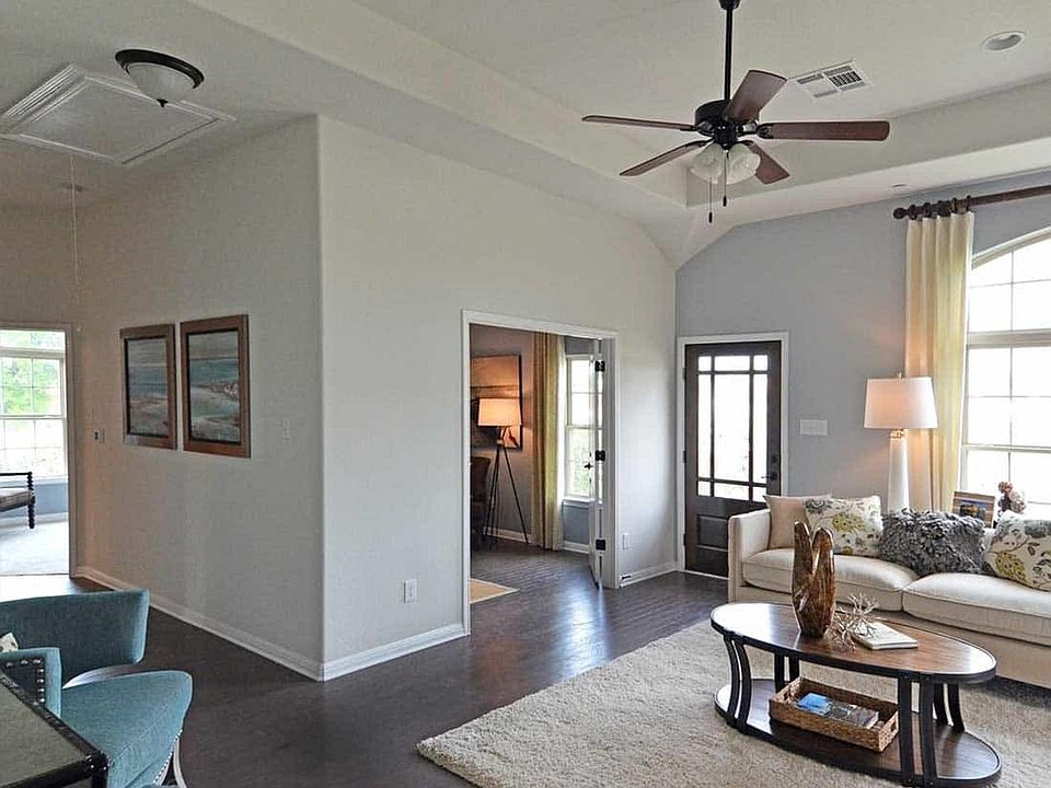 Living area and office (optional third bedroom)