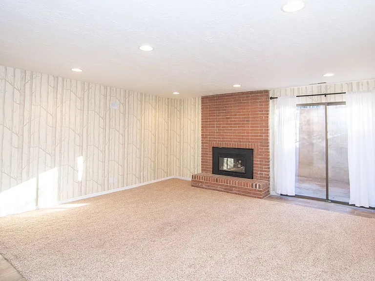 1340 Ridgewood Ln — Photo 27