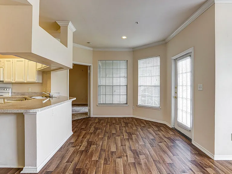 Turnberry Isle Apartment Homes — Photo 33