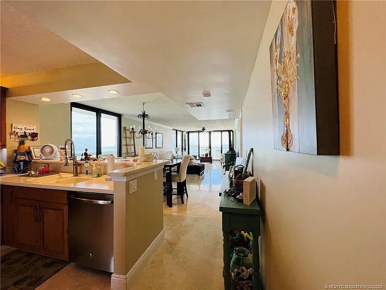 10600 S Ocean Dr #701 — Photo 7