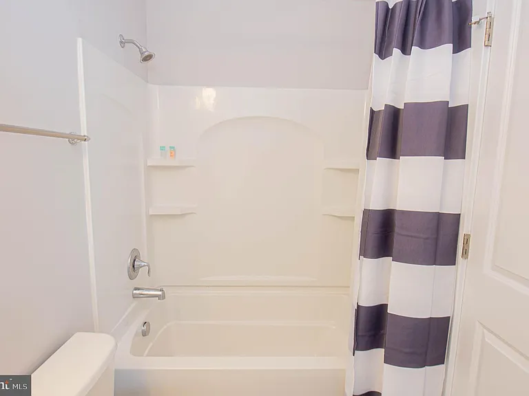 13002 Bowline Ln #5 — Photo 112