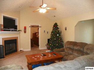 1460 Deer Meadows Rd, Sevierville, TN 37862