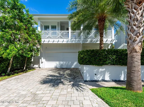 195 15TH Street, Atlantic Beach, FL 32233