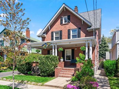 27 Park Place, Floral Park, NY, 11001