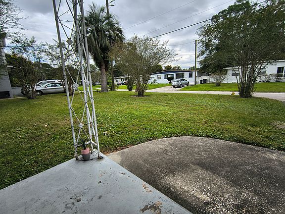 4th image of 2101 Ronald Ln