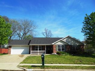 1403 Man O War Dr, Columbia, MO 65202