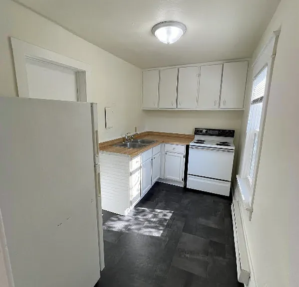 532 E Cook St #3 — Photo 8