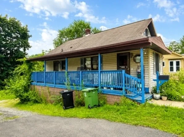 3 Hann Ter, Washington Boro, NJ 07882