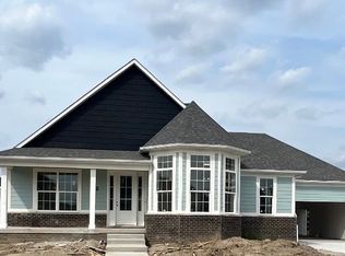 19415 Rachael Dr, Macomb, MI 48042