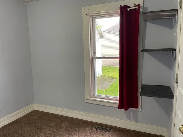 620 E Crawford St — Photo 10