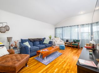 270 W Hudson St, Long Beach, NY 11561