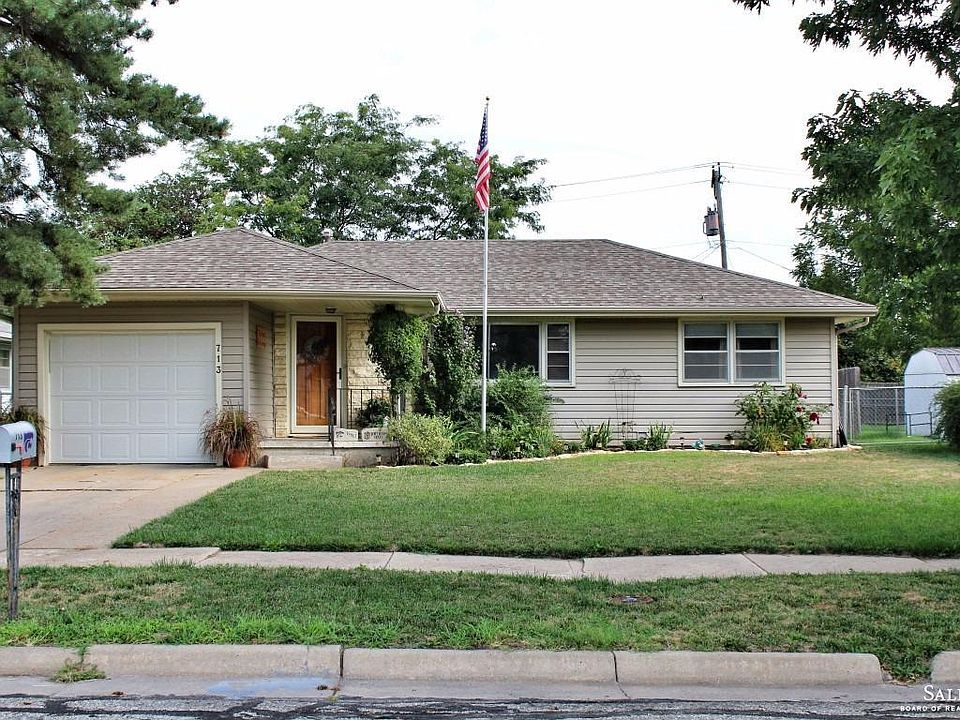 1st image of 713 E Leslie Ave
