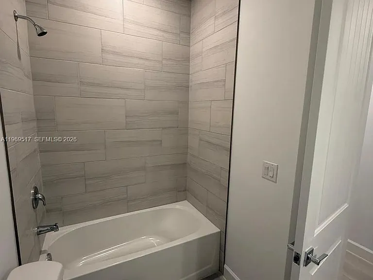 1255 Wadsworth St SE — Photo 15
