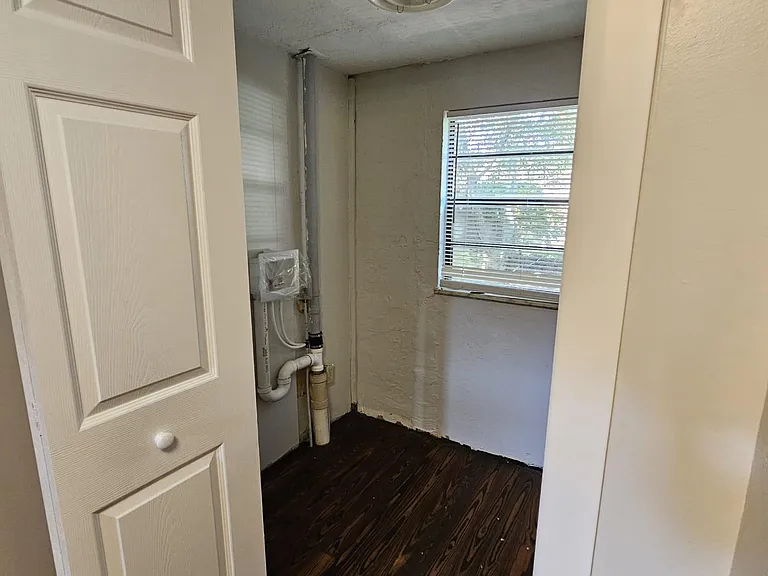432 W Wisconsin Ave #A — Photo 9