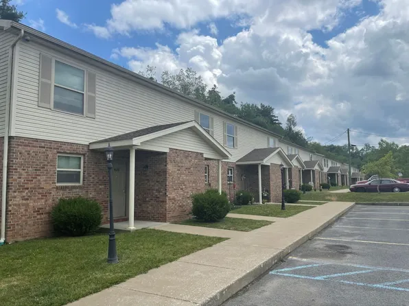 106 Breeze View Dr, Reedsville, WV 26547
