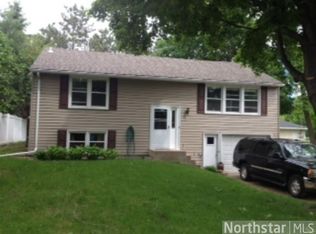 2714 Westedge Blvd, Mound, MN 55364