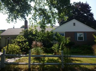 686 Vfw Pkwy, West Roxbury, MA 02132