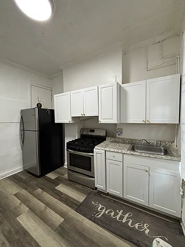 292X Parkwood Ave Photo 1