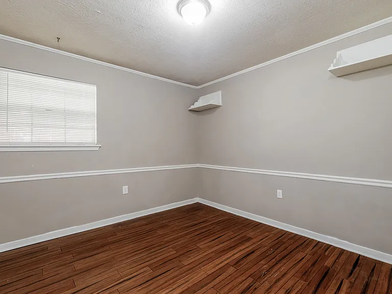 512 Crosskeys Dr — Photo 14