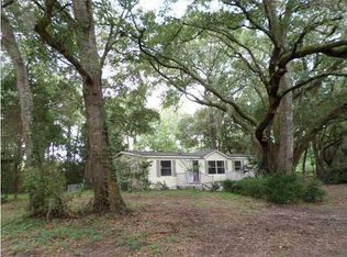 6559 Fox Fire Rd, Wadmalaw Island, SC 29487