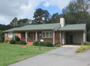 2005 N Berkeley Blvd, Goldsboro, NC 27534